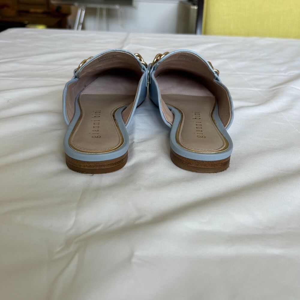 Gianni Bini Women's Light Blue Croc-Embossed Gold Chain Mules Size 8.5M - Picture 4 of 6